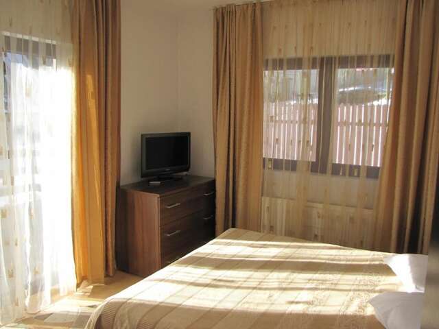 Апарт-отели Hotel Silvia Apart Sinaia Синая-44